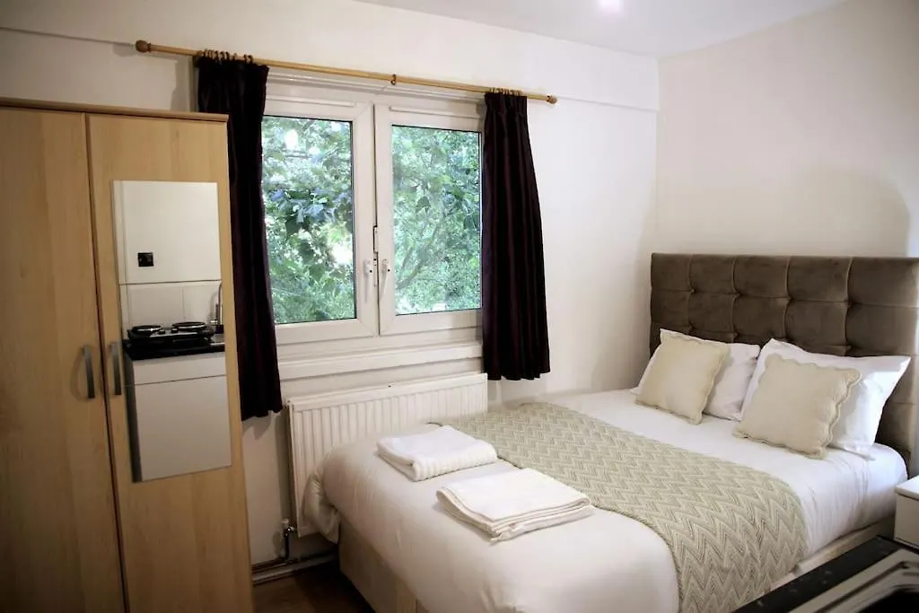 Ensuite With Kitchen Stunning Double-Bed Room In Zone 2 London